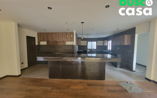 HERMOSA CASA DE 600 M2 EN VENTA EN SEQUOIA