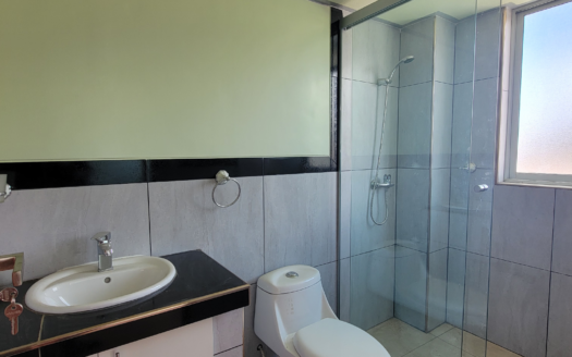 DEPARTAMENTO DE 3 DORMITORIOS EN VENTA EN MALLASILLA