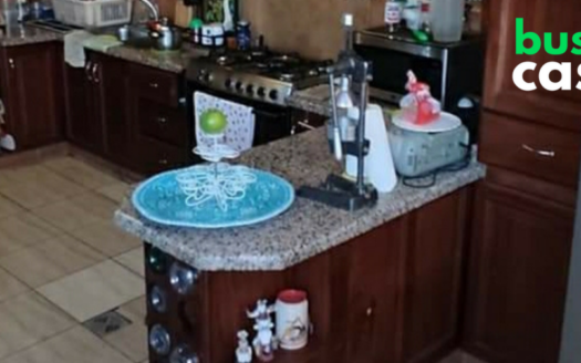 HERMOSA CASA EN ACHUMANI
